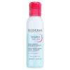 Para respetar tu piel sensible, elige Sensibio H2O eye para quitarte el maquillaje resistente al agua de los ojos y labios.